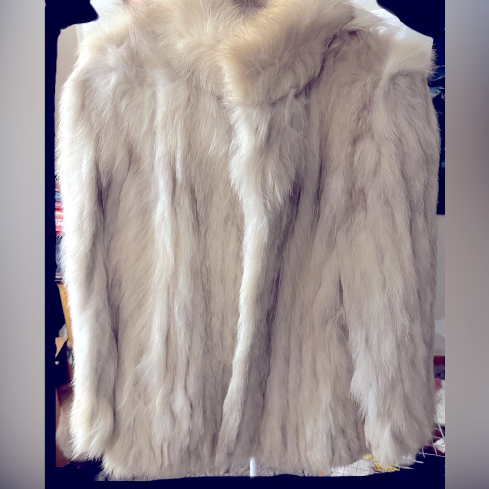 Vintage (60-70s) fox (not faux) fur coat.